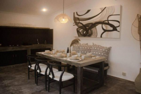 2 King Bedrooms with Pool Luxury Brand New Villa